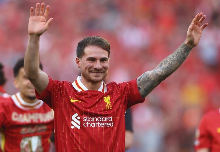 中场核心，麦卡利斯特当选利物浦队内4月份最佳球员