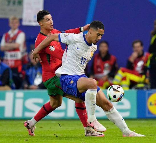 8000万欧惊天互换？阿森纳赌上萨利巴换皇马1亿先生，转会肥皂剧悬念拉满