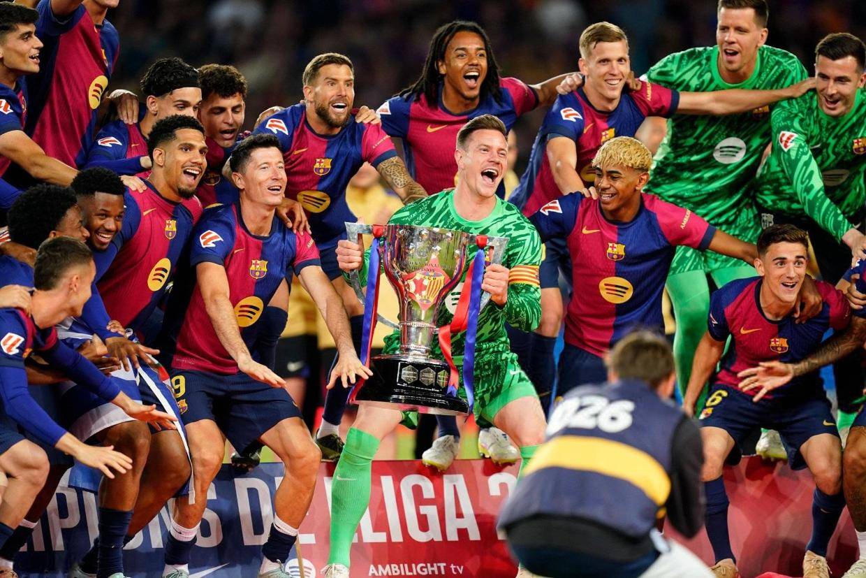 欧冠最后拼图？巴萨首签曝光，转会费8500万，球迷却疯狂吐槽：脑子进水了